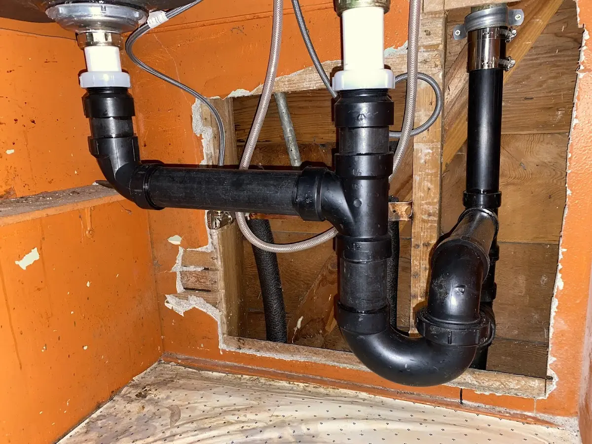 Professional Pipe Bursting equipment and tools on the job in Enterprise